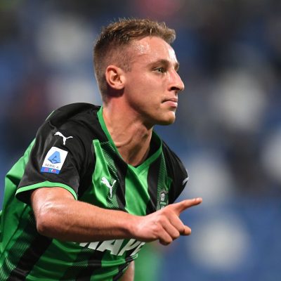 Sassuolo received a €40m offer for Frattesi from a Premier League club amid Juventus ‘strong’ interest